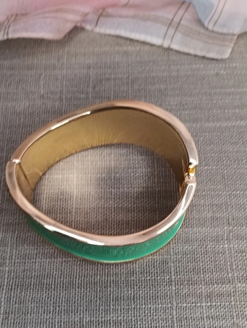 Asymmetrical Green Enamel Gold-Tone Wide Hinged Bangle Bracelet